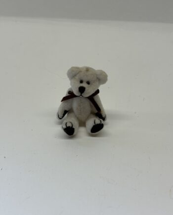 1:12th Dolls House Teddy Bear, White Boyds Bear, TE24