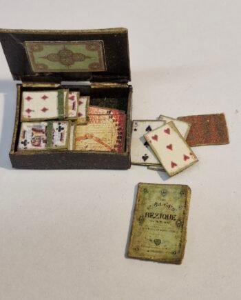 1:12th scale Dolls House  Card Game Box  Quality Artisan made    VEF42