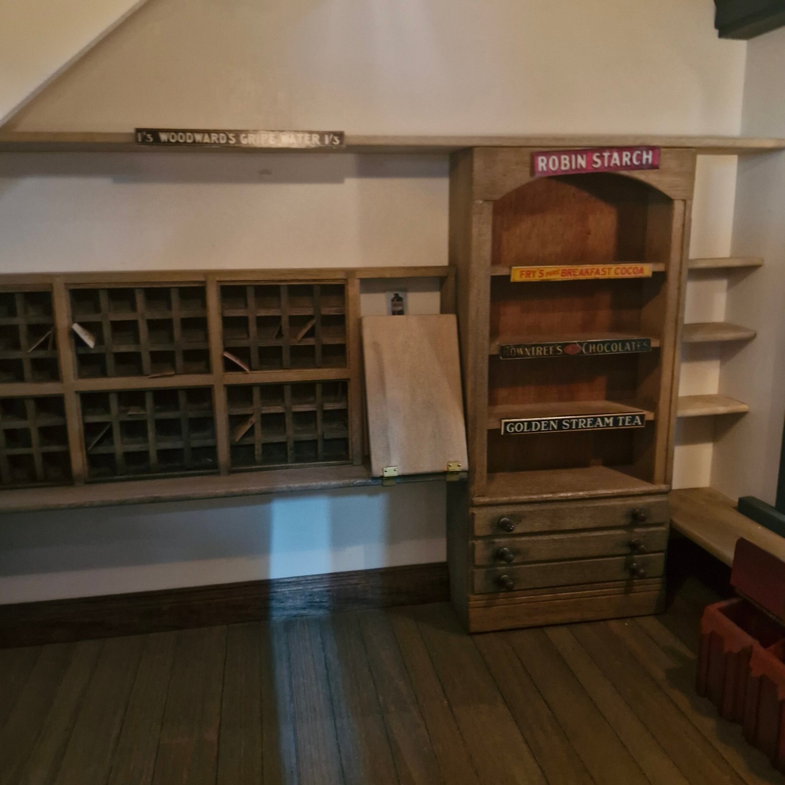 12th scale Row of Shops By Chaple Road CR102