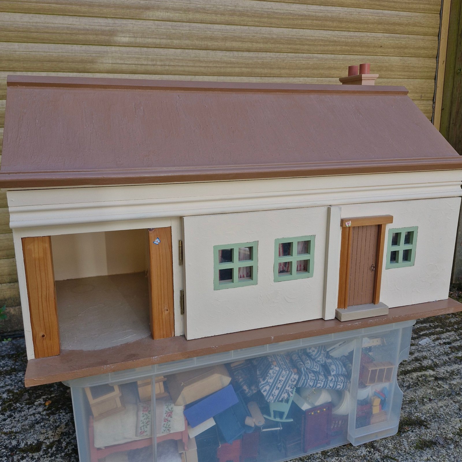 1:12 Scale 4 room Croft style House Ready made Decorated HN305