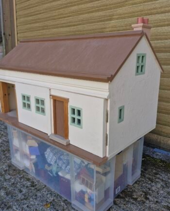 1:12 Scale   4 room  Croft style  House Ready made  Decorated  HN305