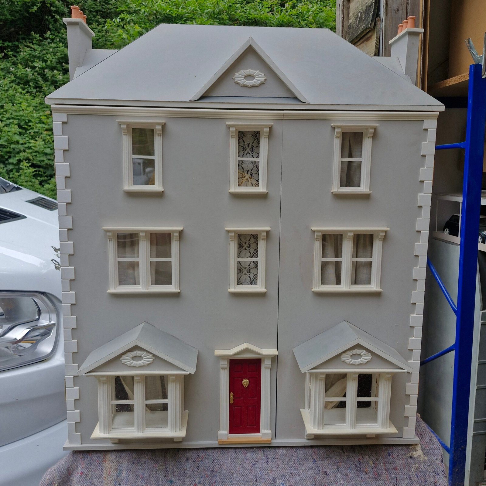 1:12 Scale 6 room Grand House Ready made Decorated HN307