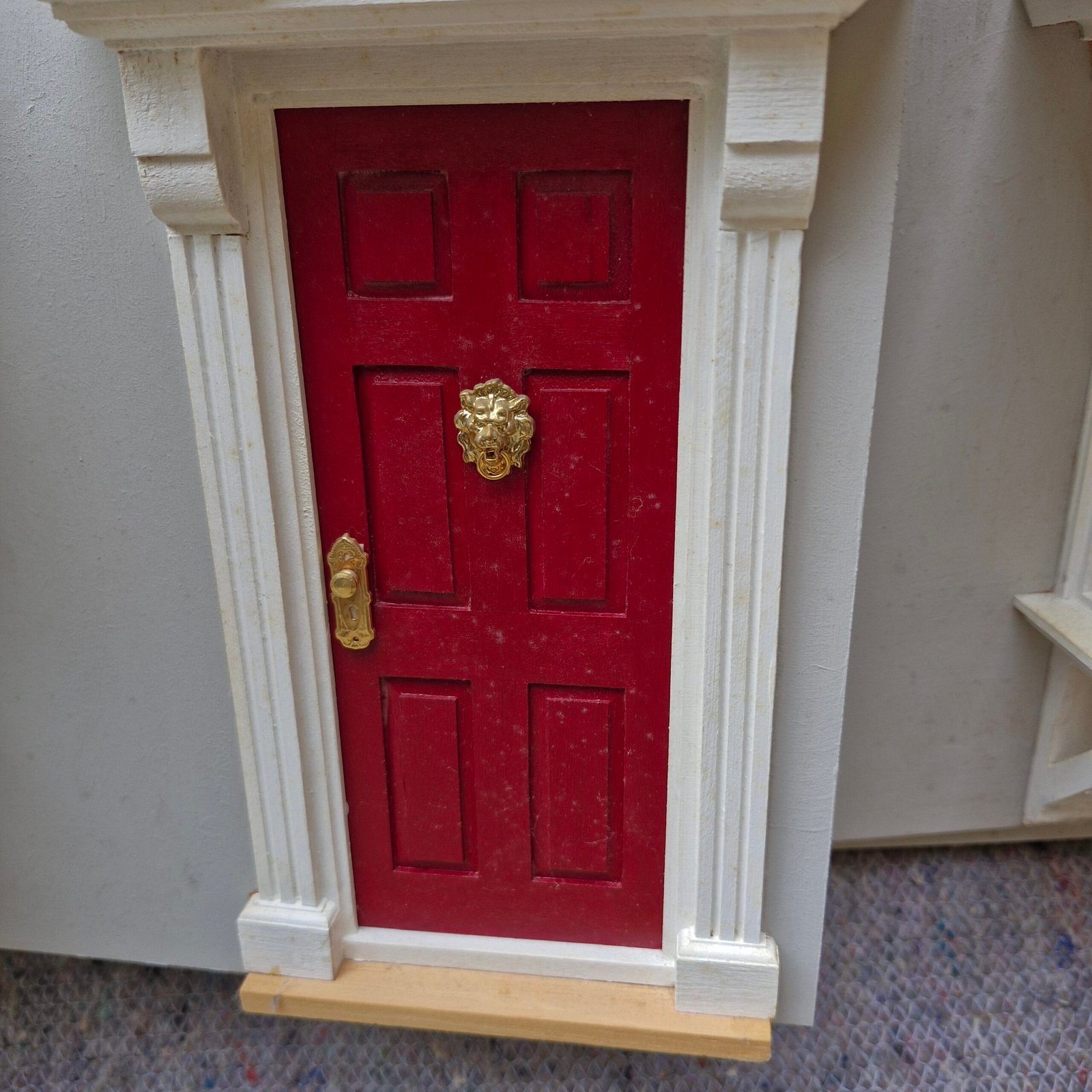1:12 Scale 6 room Grand House Ready made Decorated HN307