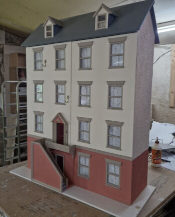 1:12 Scale  11 room Tall House   Ready made  Decorated  1999 HN309