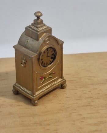 Doll House 12th scale Mantle Clock, Signed   VIN94