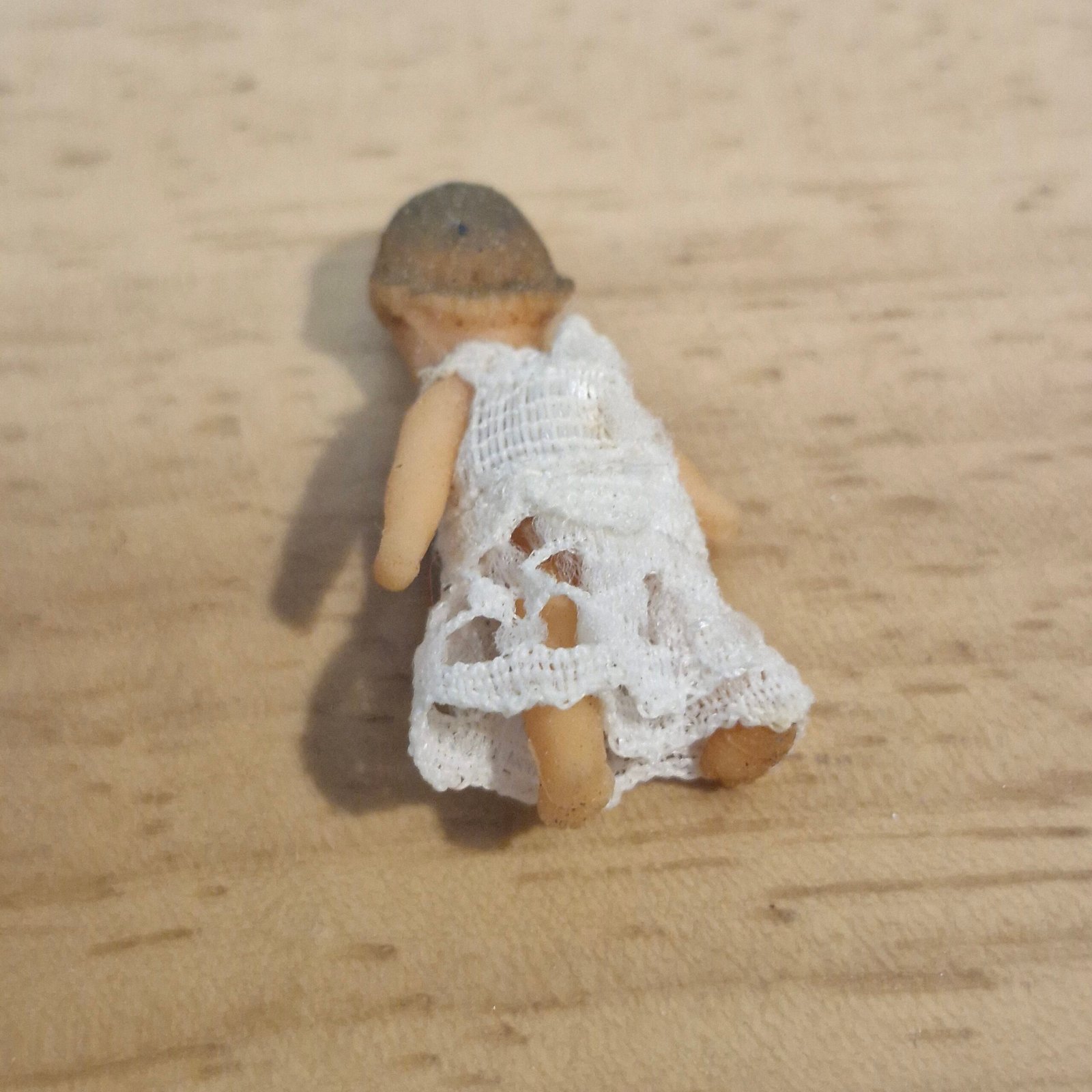 12th scale Dolls House miniature. Dolls House Toy Doll VIN91