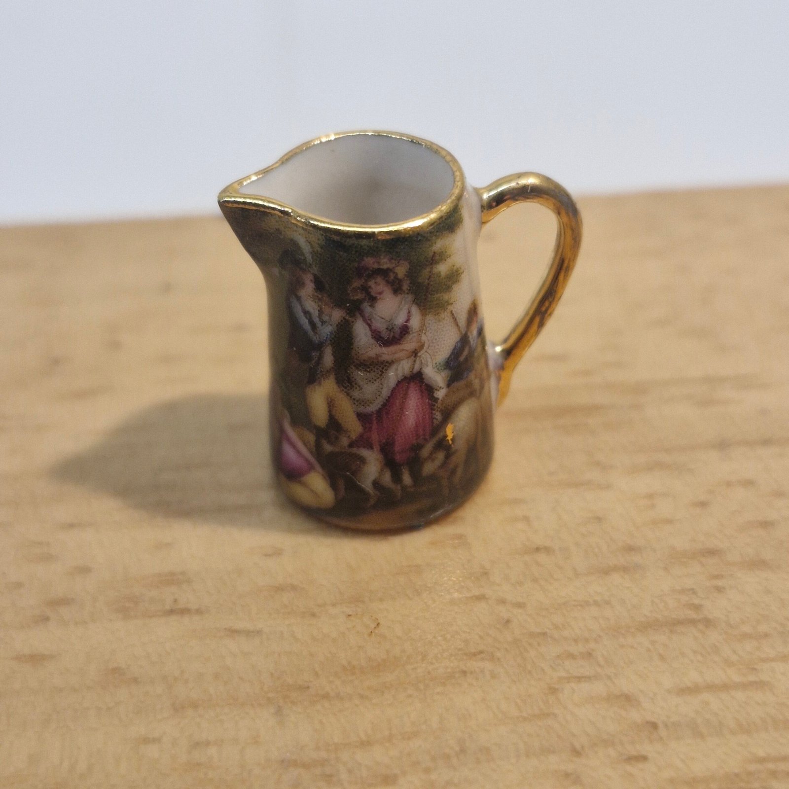 1:12th scale Dolls House, Very fine porcelain Jug C&L VIN86