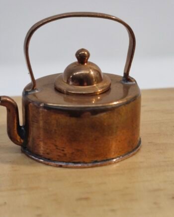 1:12th scale Dolls House,  Solid Cooper Kettle Top Quality    VS10