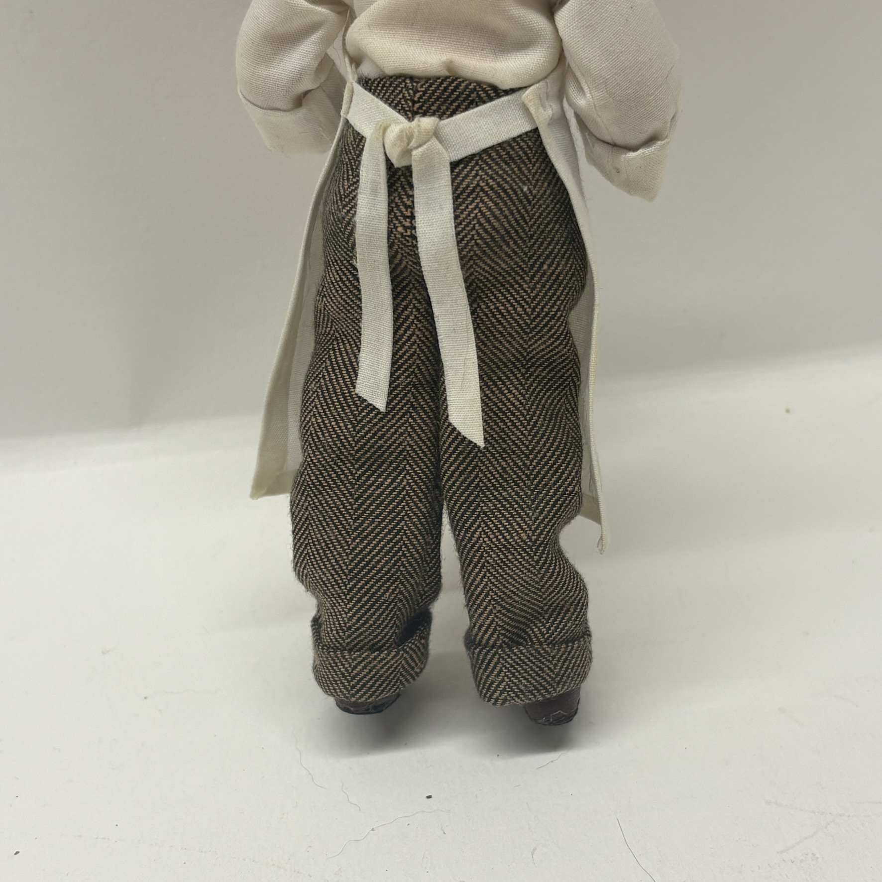 1:12th scale Dolls House- Baker Man Doll, VEF01