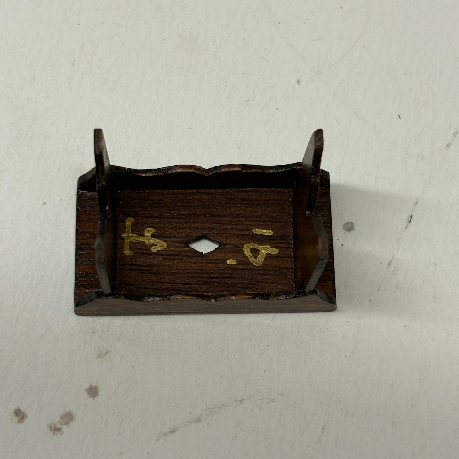 1:12th scale Dolls House- Fine Wooden Stool, VEF08