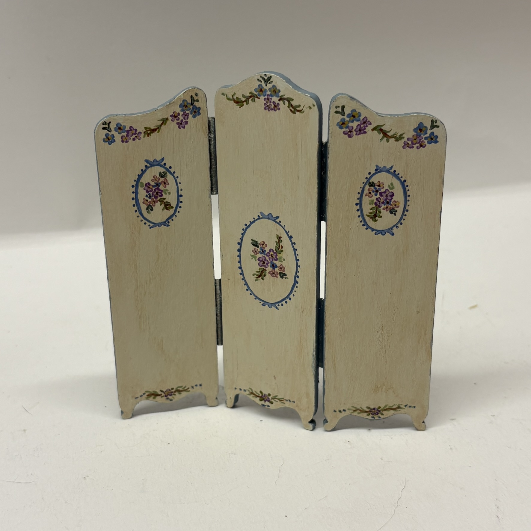 1:12th scale Dolls House- Changing Screen + Fire Screen, VEF09