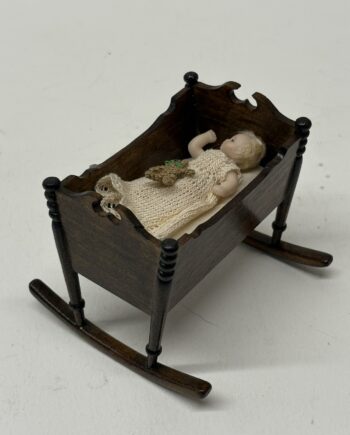 1:12th scale Dolls House Furniture- Tudor Cradle, VEF15