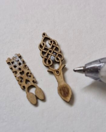 Lazer cut Love spoons - set of 2     CQ01