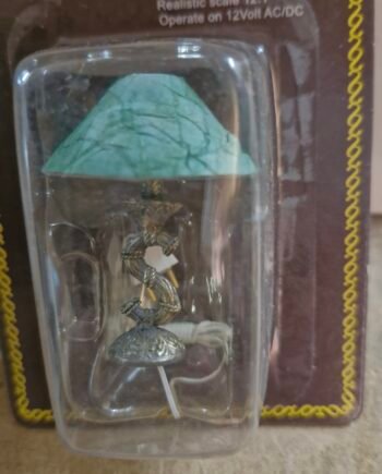 1/12 Dolls House Light - Decorative Table Lamp, LT1093