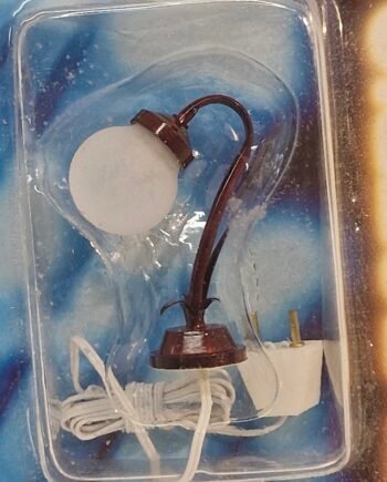 1/12 Dolls House Light   Table Lamp    - Wired     LT108a