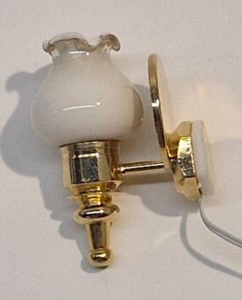 1/12 Dolls House Light   Wall Light       - Wired     LT116a