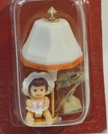 1/12 Dolls House Light  Table  lamp     - Wired   DL04