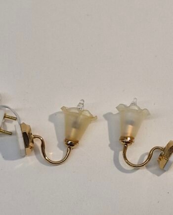 12th scale Dolls House lights   Pair wall Lights   - Wired    DL20