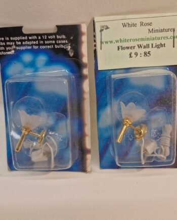 1/12 Dolls House Light Pair  wall Lights   - Wired   DL21