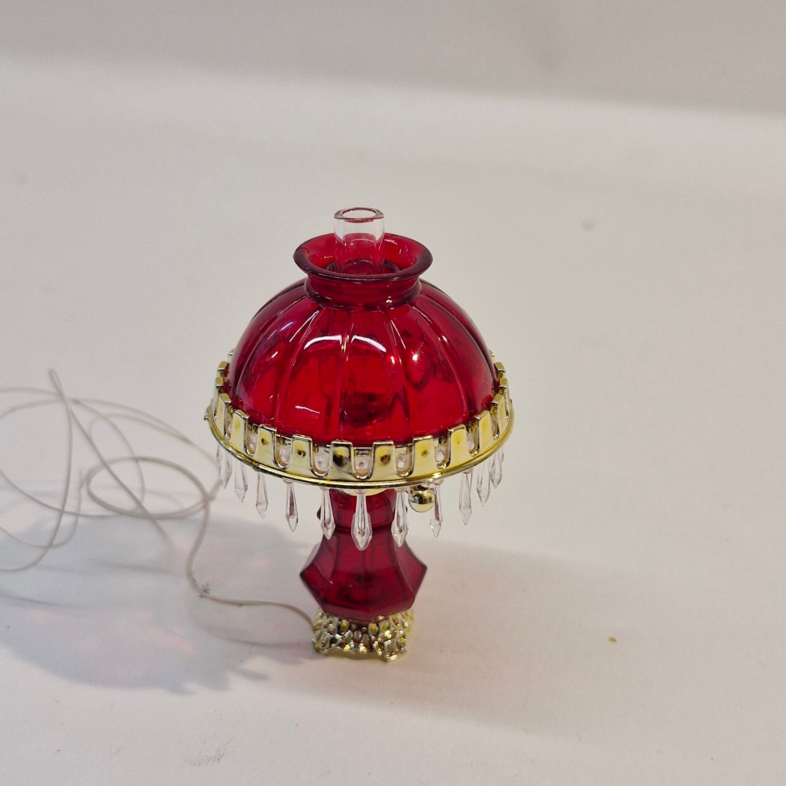 12th scale Dolls House Light Oil Type Table Light Chrysolite DL38