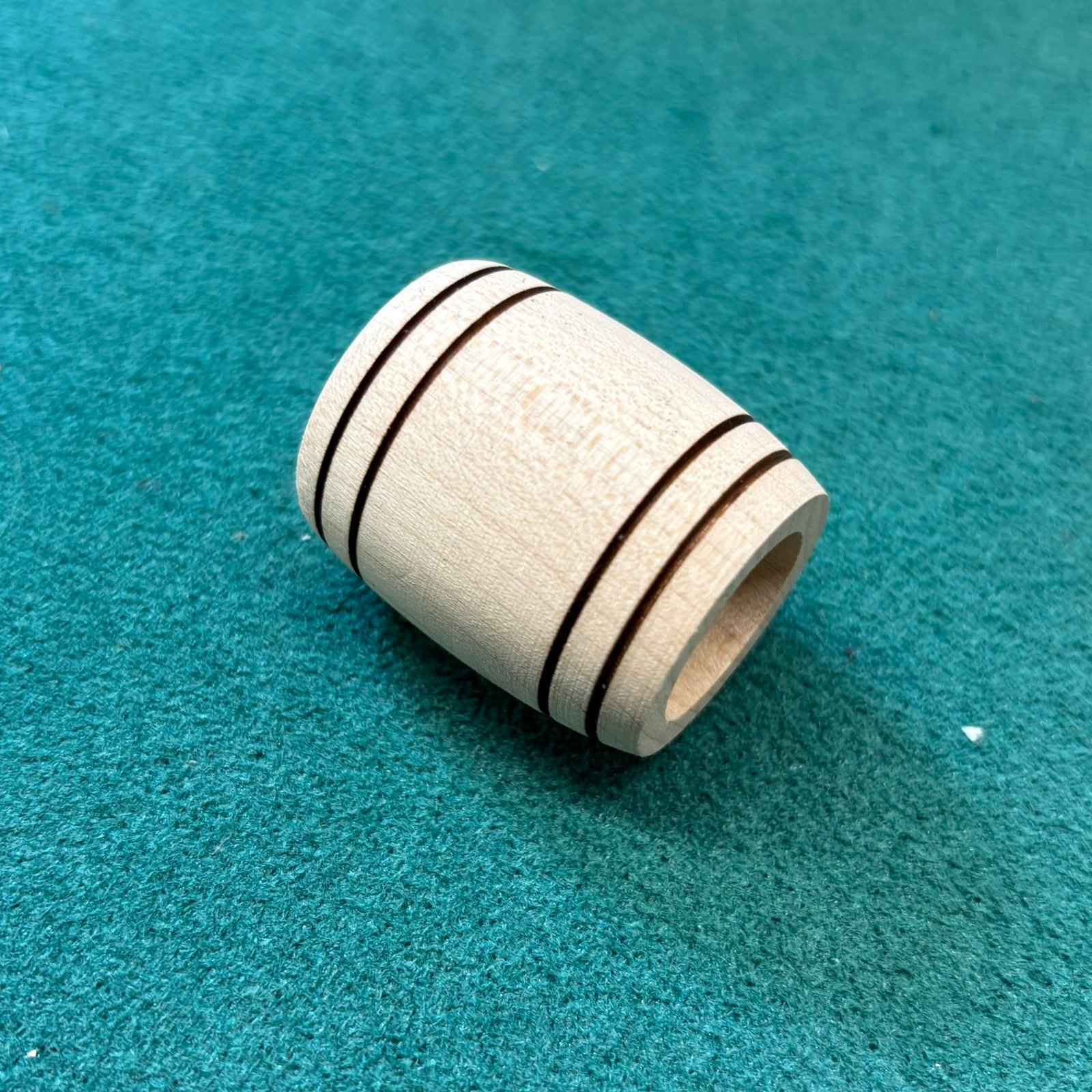 1:12th Scale Dolls House Miniature- Plain Wooden Barrel, D1274a