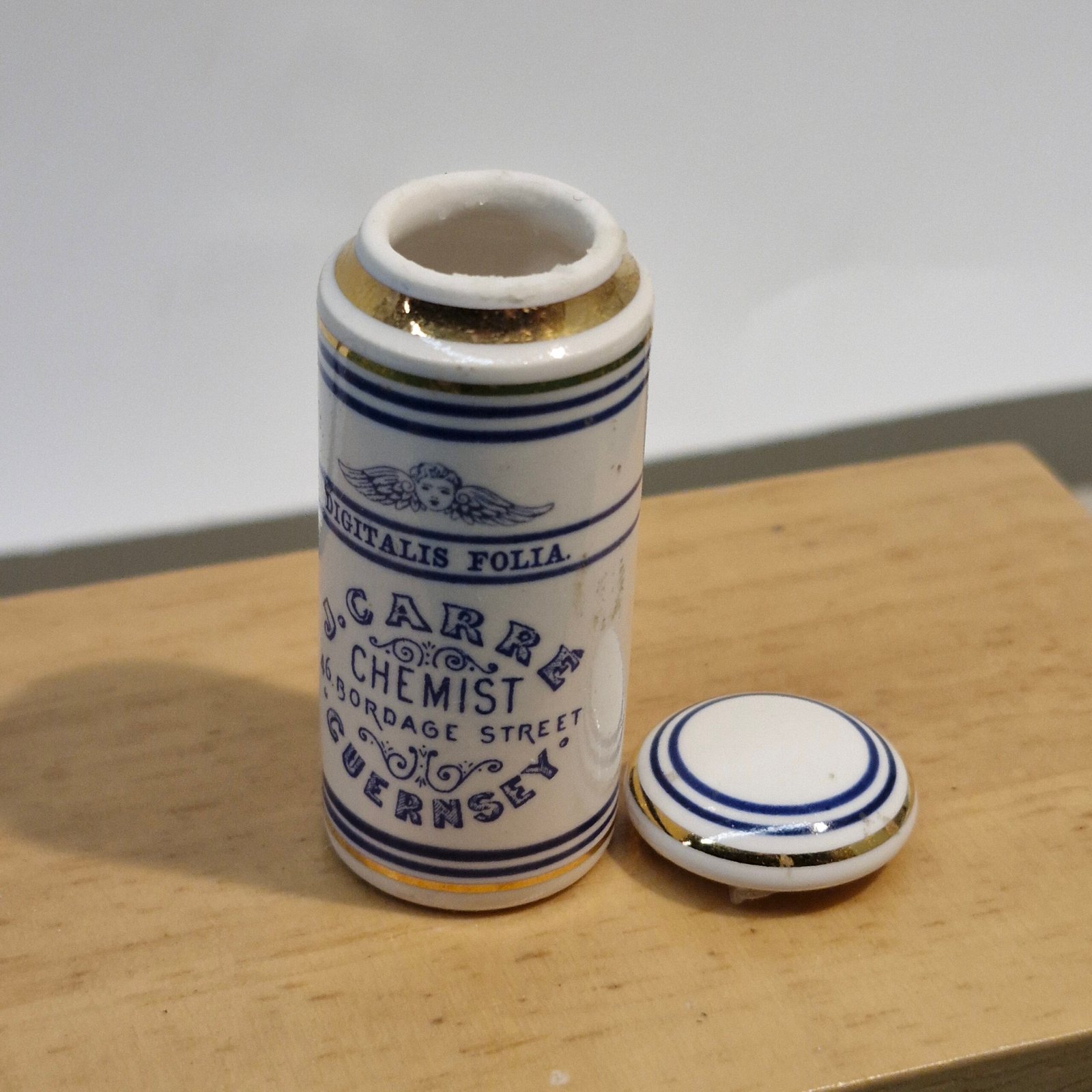 1:12th scale Miniature, Signed Terry Curran Ceramic Jar, T102