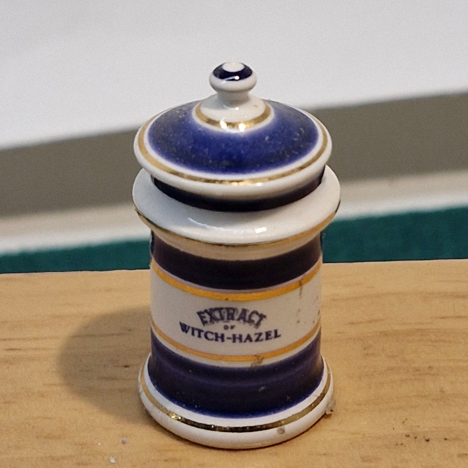1:12th scale Miniature, Signed Terry Curran Ceramic Jar, T106