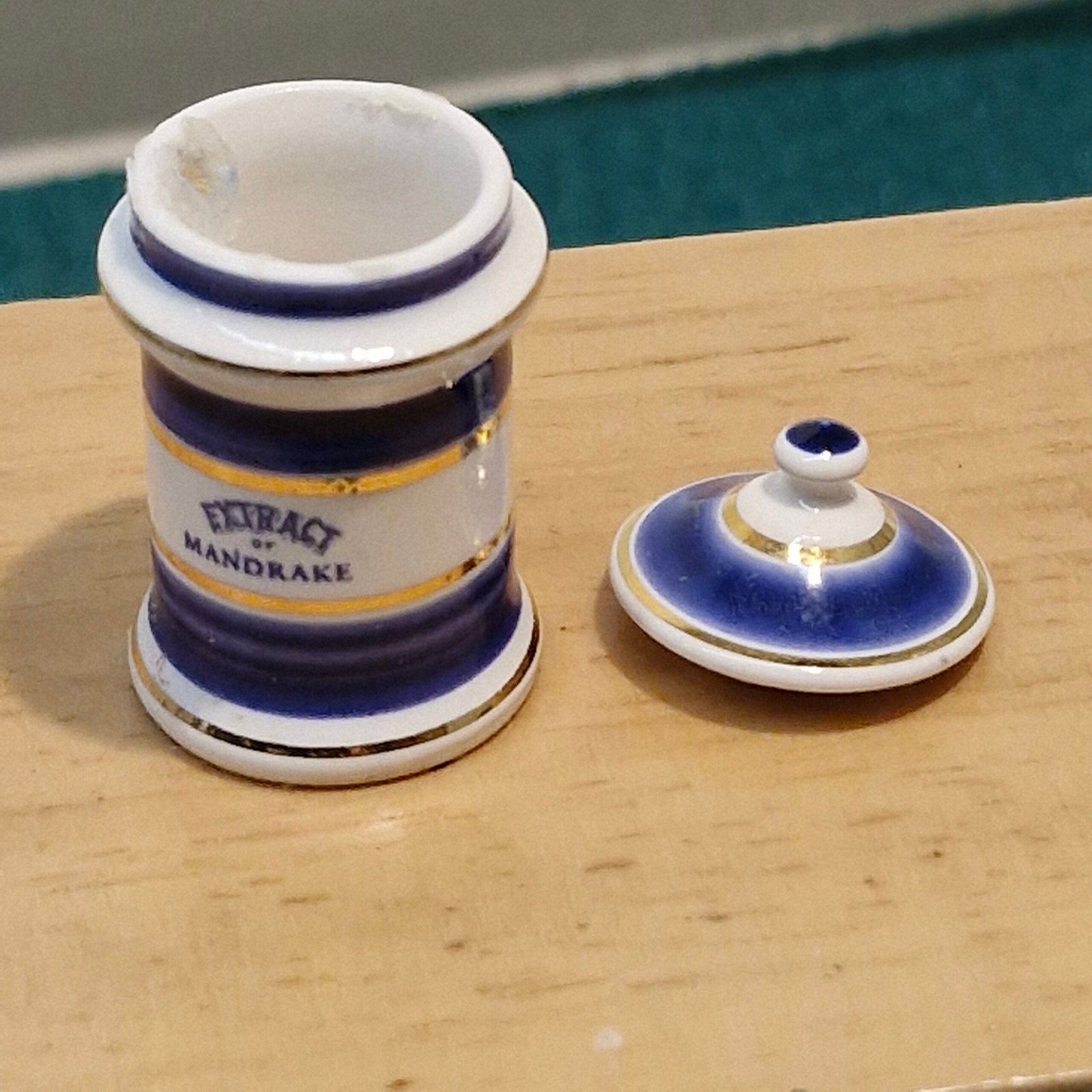 1:12th scale Miniature, Signed Terry Curran Ceramic Jar, T107