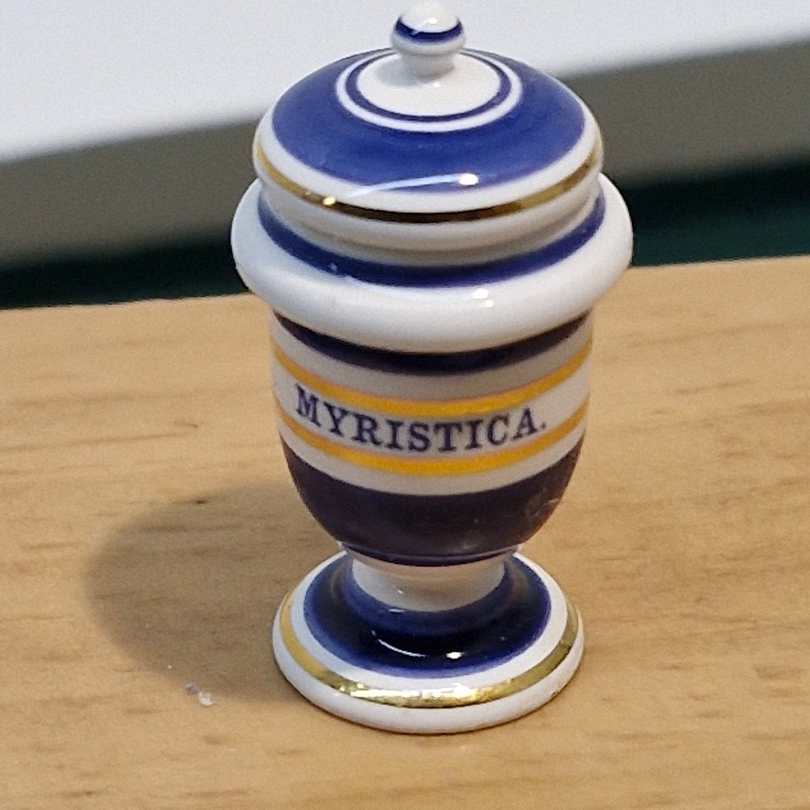1:12th scale Miniature, Signed Terry Curran Ceramic Jar, T110