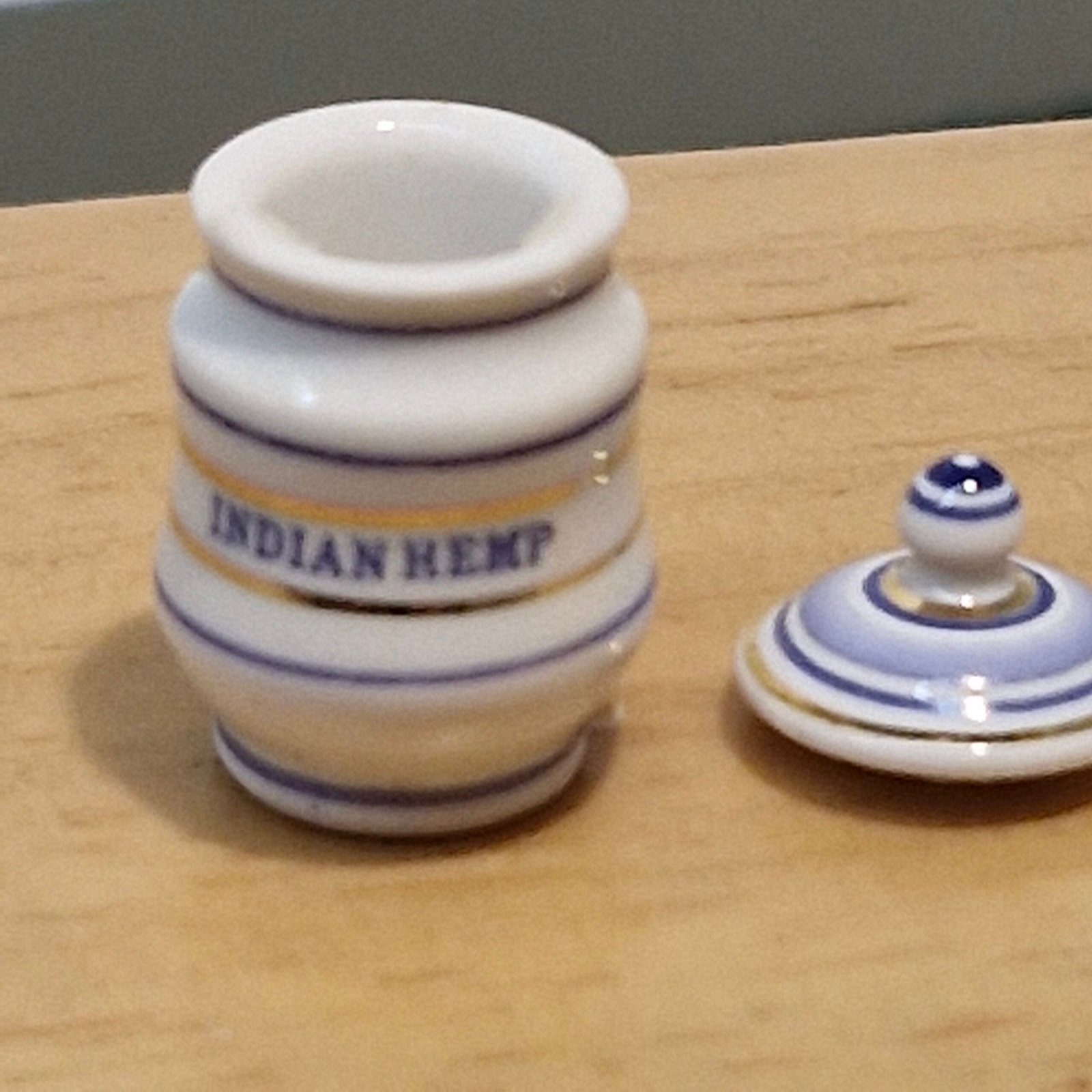 1:12th scale Miniature, Signed Terry Curran Ceramic Jar, T116
