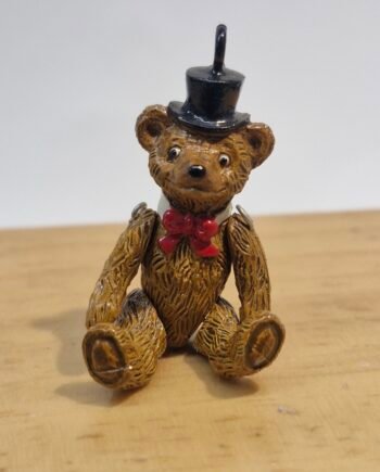 12th scale Dolls House Hand Painted  Teddy Bear  Hantel Quality  Rare   AT16
