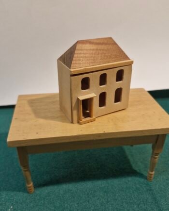 Dolls House Toy  144th scale Dolls House  wooden   AT28