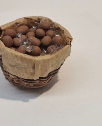 1:12th Scale Dolls House miniature    Basket of Potatoes    761