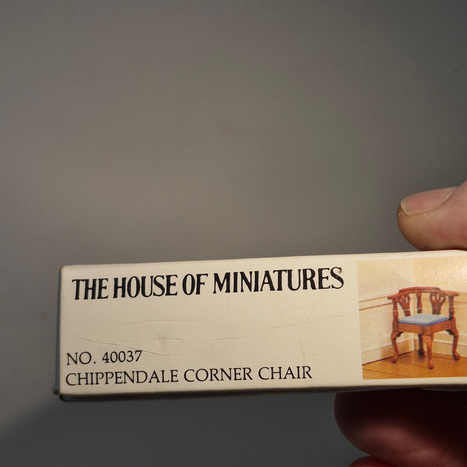 1:12th Scale Dolls House House of Miniature Furniture Kit 40037
