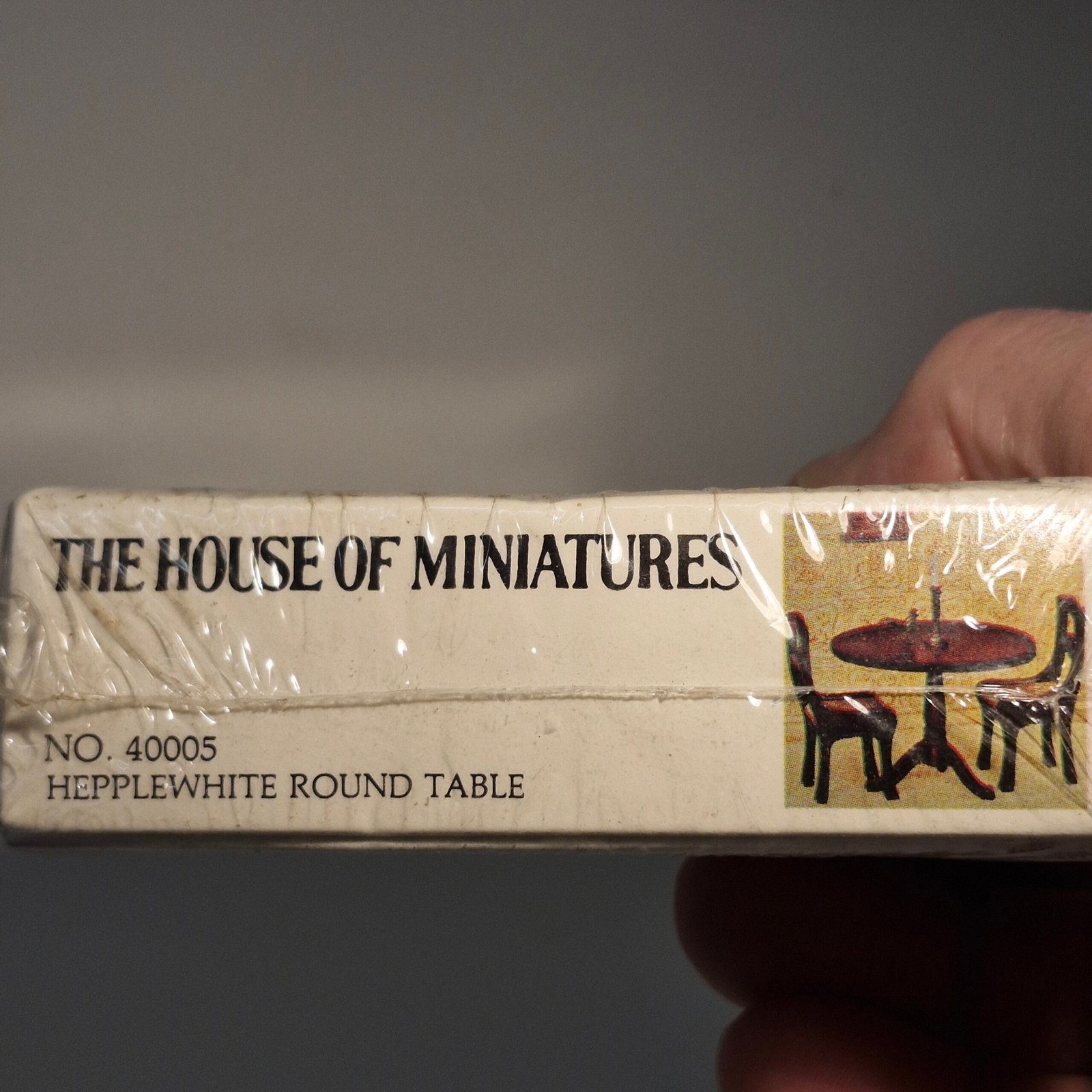 1:12th Scale Dolls House House of Miniature Furniture Kit 40005