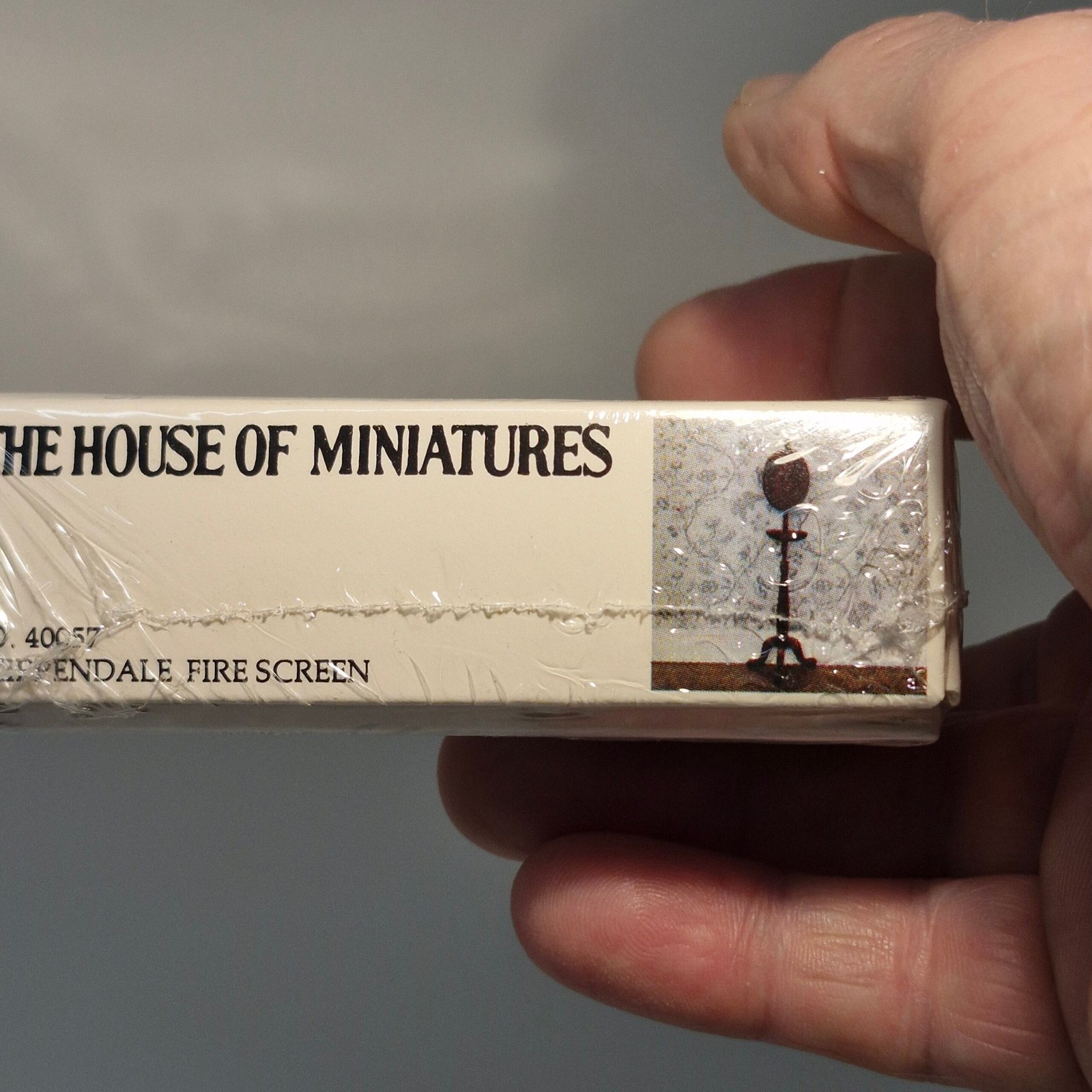 1:12th Scale Dolls House House of Miniature Furniture Kit 40057