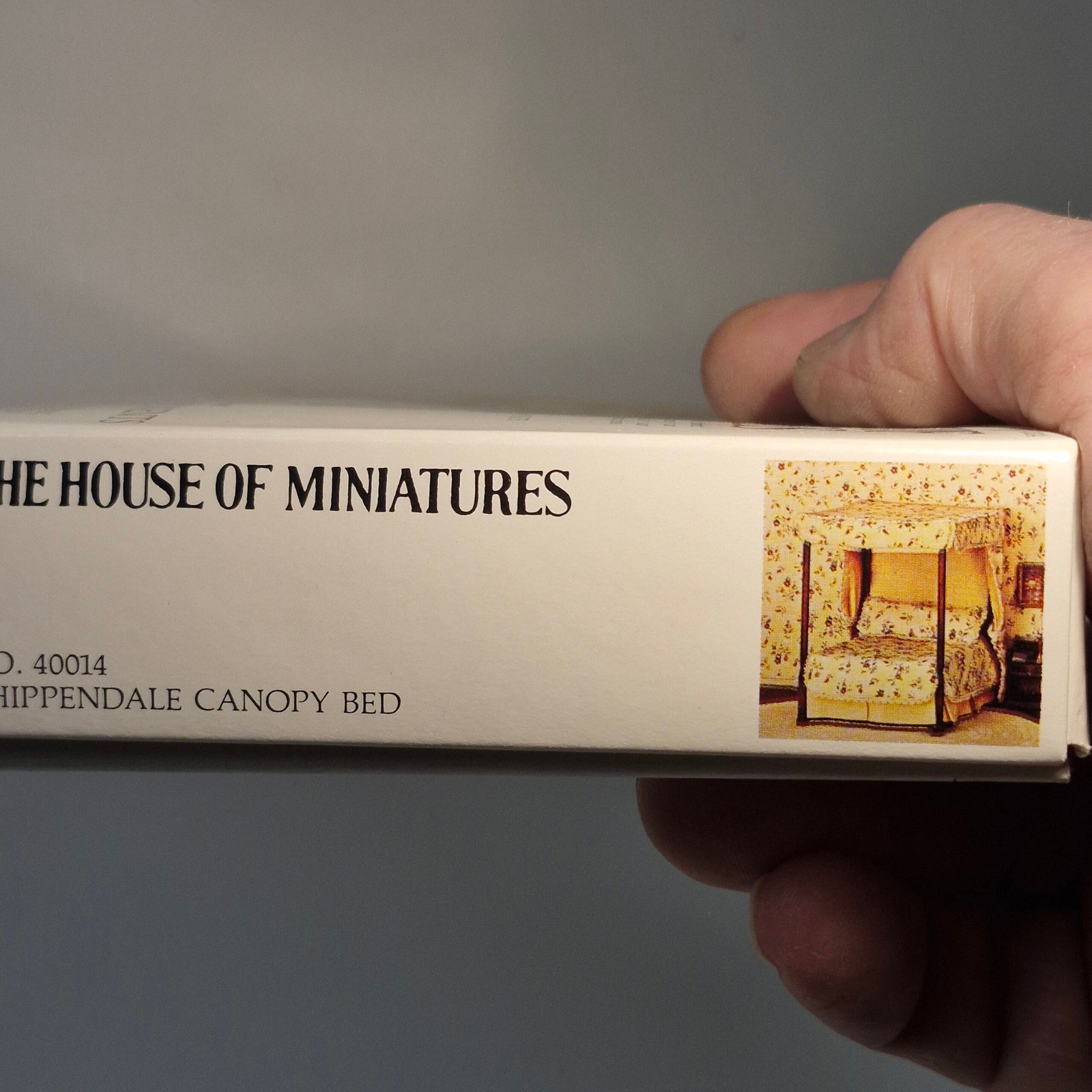 1:12th Scale Dolls House House of Miniature Furniture Kit 40014