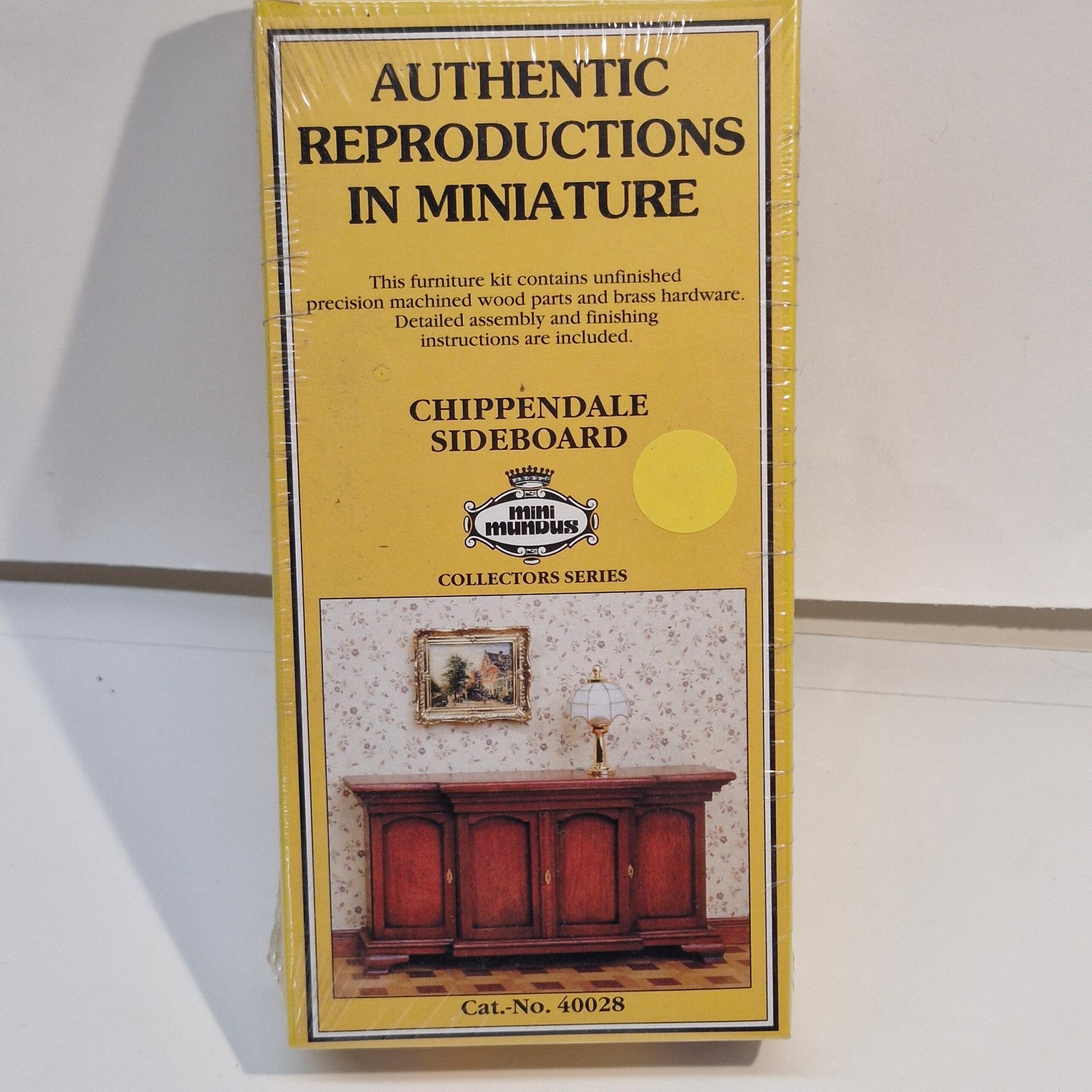 1:12th Scale Dolls House Mini Mundus Furniture Kit MM40028
