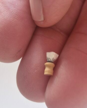 1/12th scale Dolls House Miniature David Edwards Shaving Brush     RP51