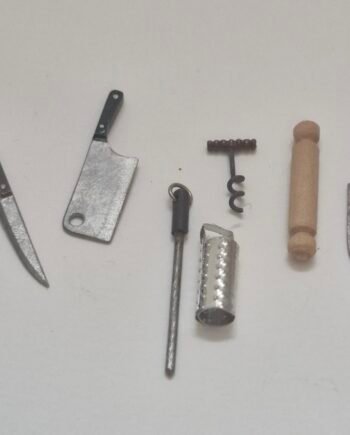 1/12th scale Dolls House Miniature  Kitchen Utensils   RP44