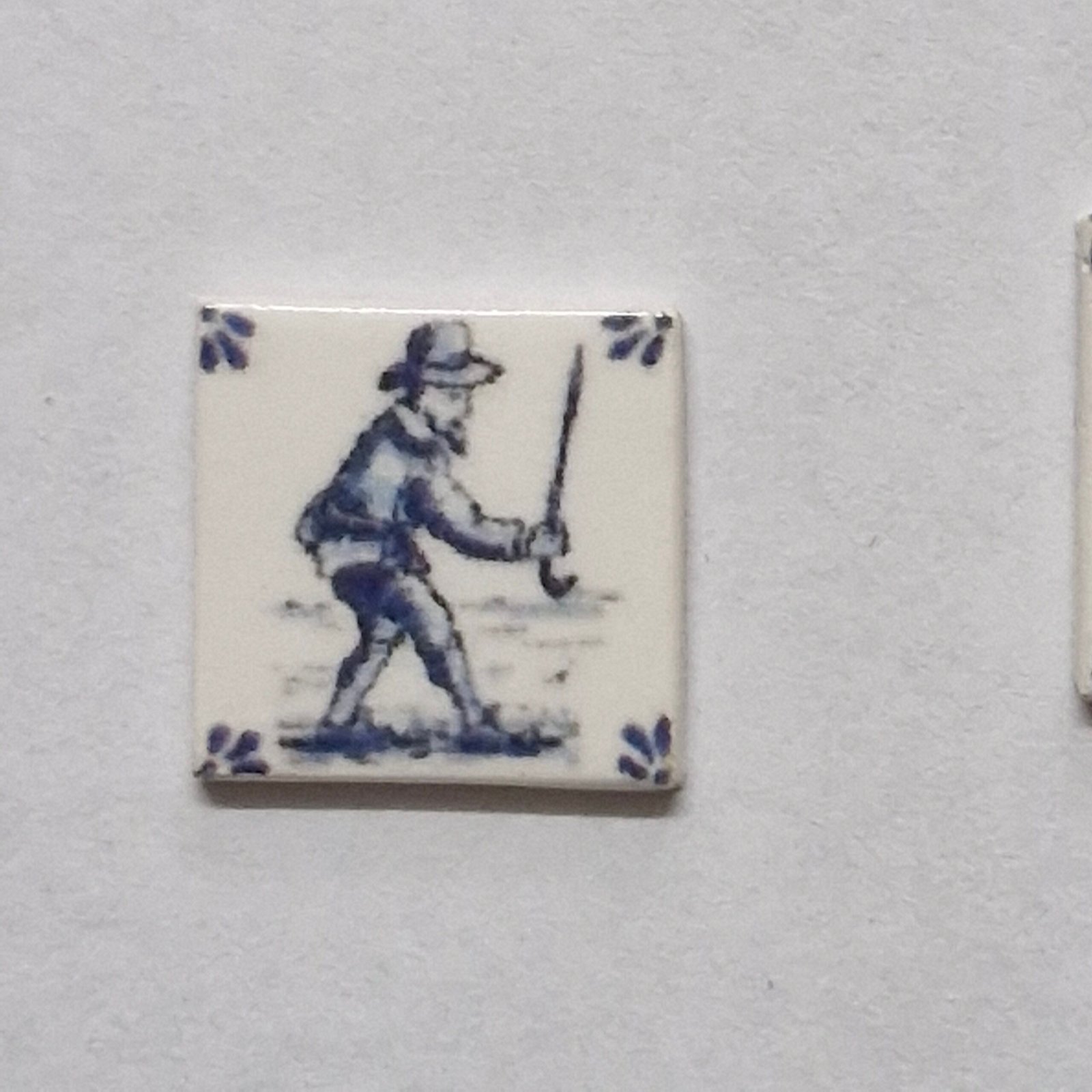 1 /12 scale Dolls House Real Ceramic Tiles 1 SET of Delph SET 4 (9 tiles)