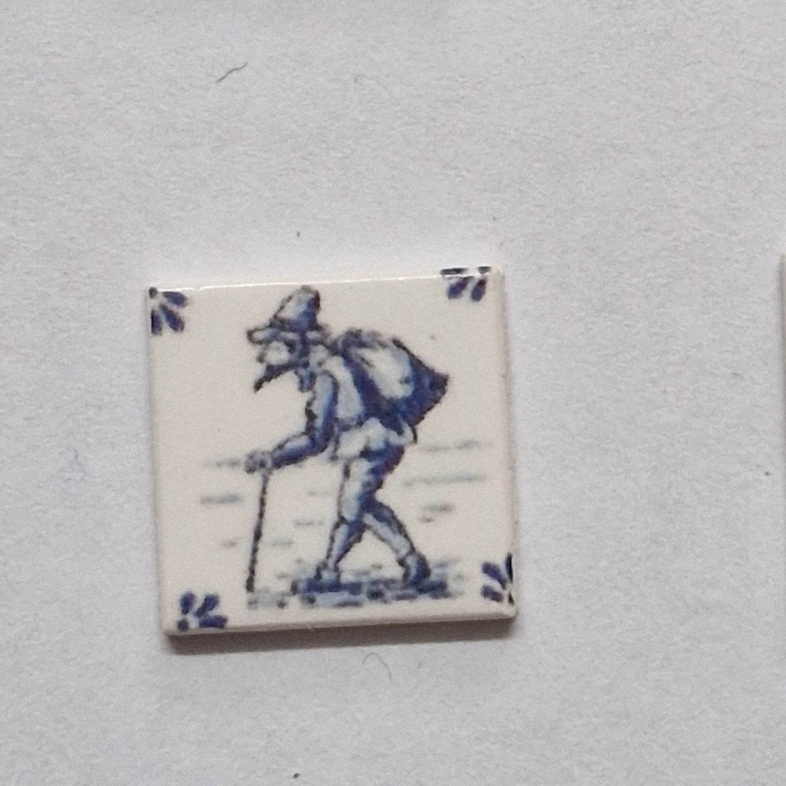 1 /12 scale Dolls House Real Ceramic Tiles 1 SET of Delph SET 4 (9 tiles)