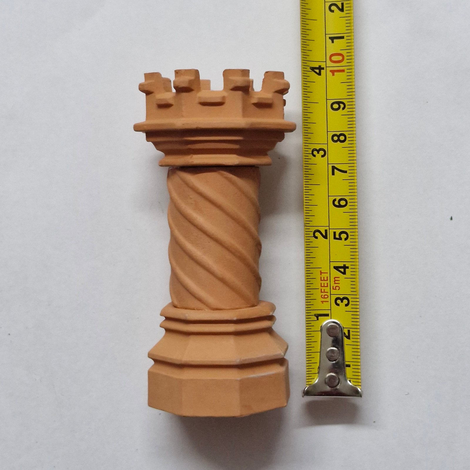 1 /12 scale Dolls House CAS - Captain Pot Spiral Chimney Pot Romney03