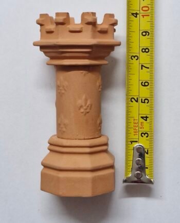 1 /12 scale   Dolls House   C - Captain Pot Fleur-de-Lys Chimney Pot   Romney04