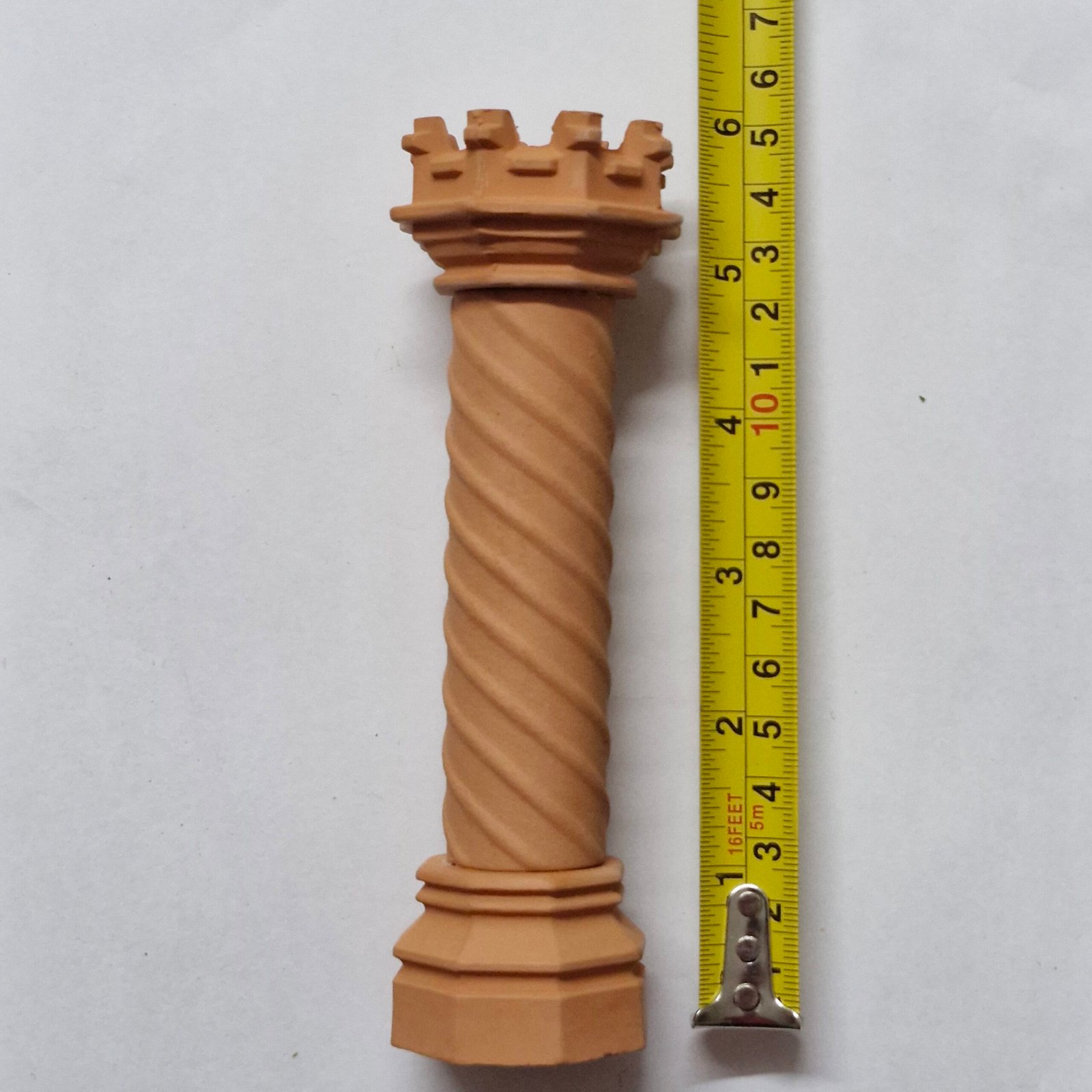 1 /12 scale Dolls House CAS - Captain Pot Spiral Chimney Pot Romney02