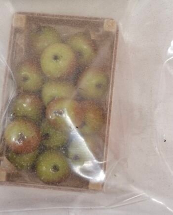 12th scale Dolls House Food  Crate of Bramley Apples   RX08