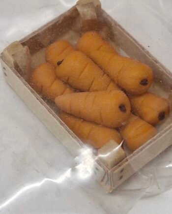 12th scale Dolls House Food  Crate of Carrots   RX14